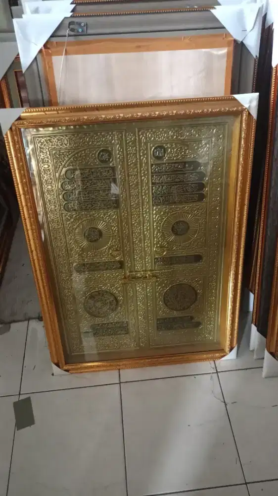 Pigora dekorasi seni model pintu Ka'bah