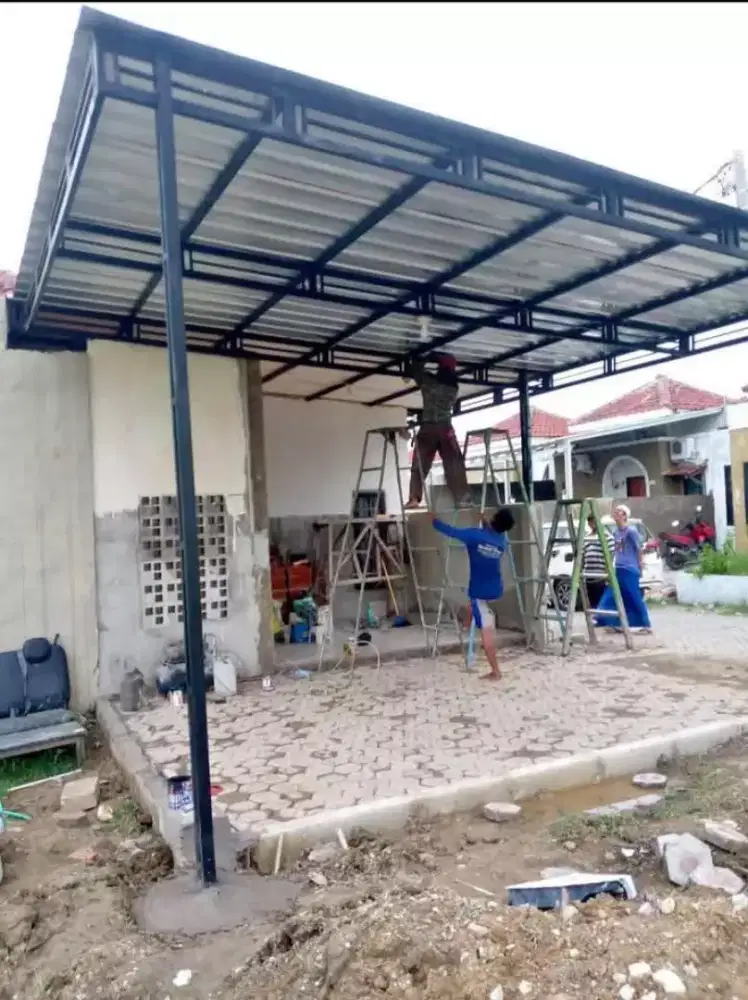 Kanopi sosoran rumah di Sidoarjo