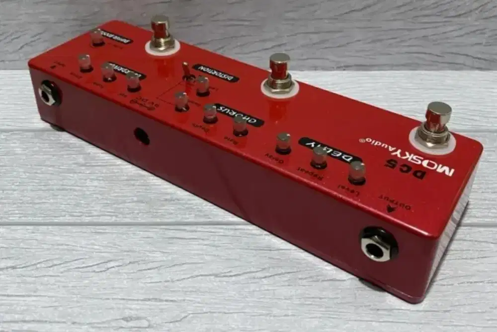 Efek gitar Mosky DC5
