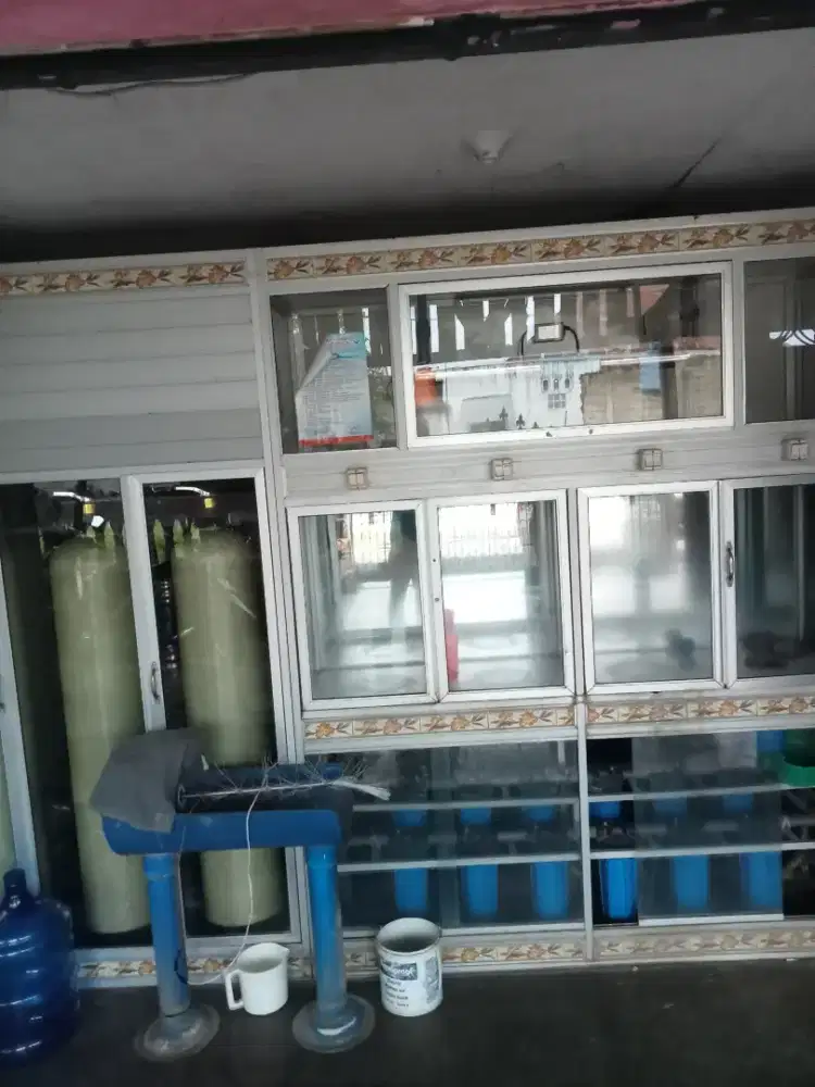 Dibutuhkan anggota depot air isi ulang