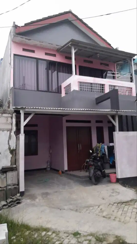 Disewakan Rumah 2 Lt 3 KT 65 m2
