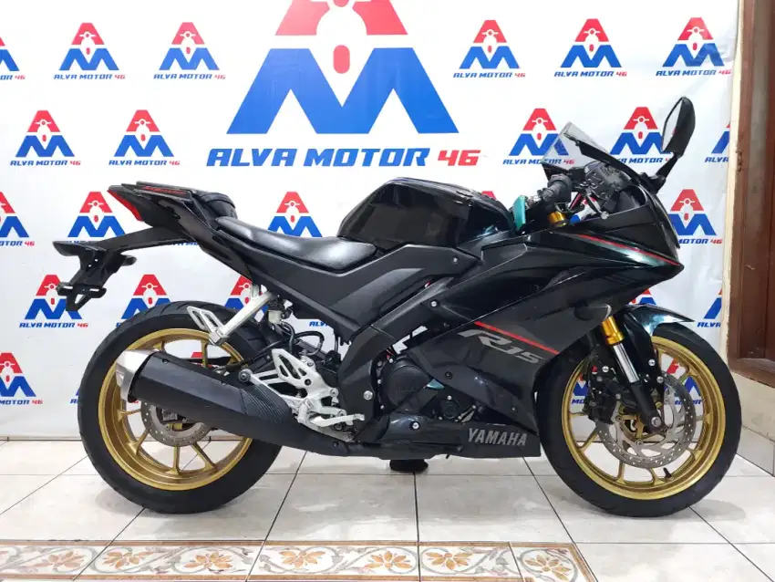 YAMAHA R15 V3 TH 2018 USD GOLD CASH / TT / CC 0% / KREDIT DP 2,5 JT