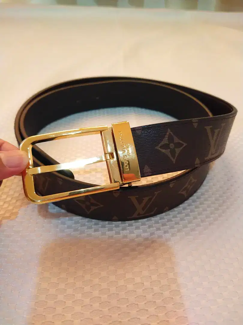 Luxury LOUIS VUITTON belt sangat mewah dan elegance