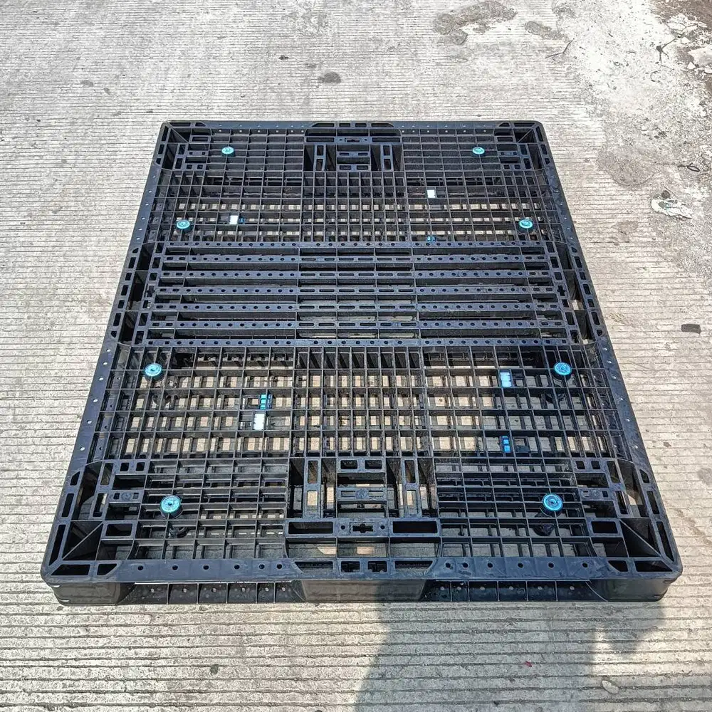 Palet plastik 140x110x10cm // pallet plastic second