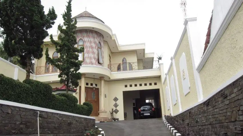 Villa 2 Lantai Di Selabintana Sukabumi