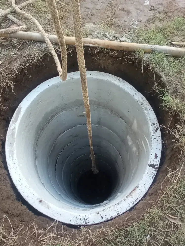 RESAPAN LIMBAH SALURAN MAMPET SERVIS POMPA AIR KURAS TANDON AIR SUN