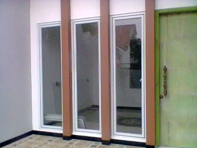 Kusen Pintu Alumunium Pintu Jendela Lis Moulding PVC Plafon Partisi