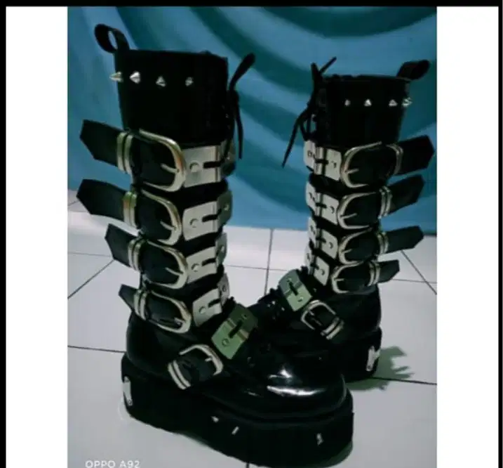 sepatu boot rock