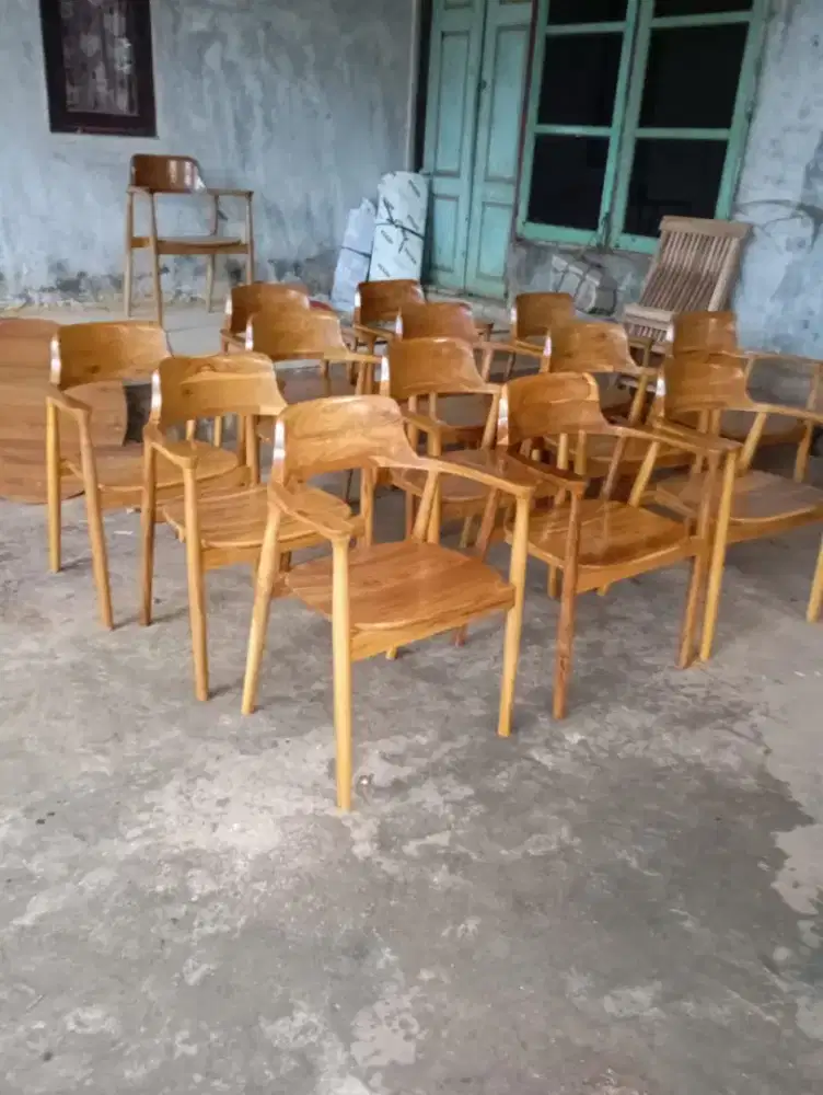 Kursi Hiroshima kayu jati