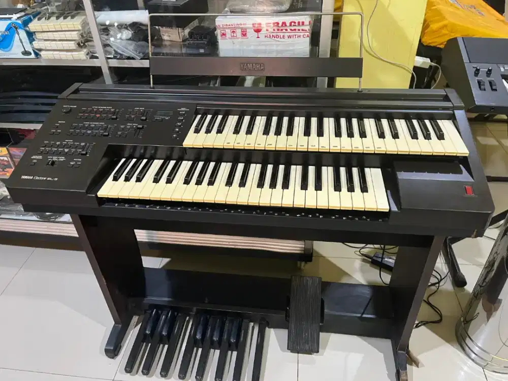 Organ Yamaha Electone EL-30