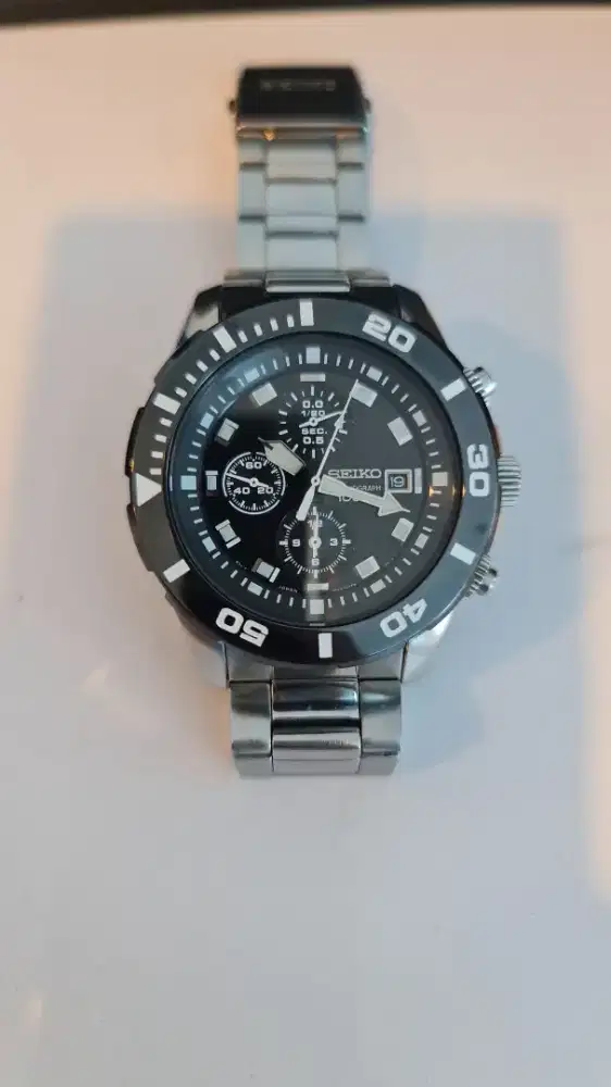 Jam tangan Pria Seiko Analog