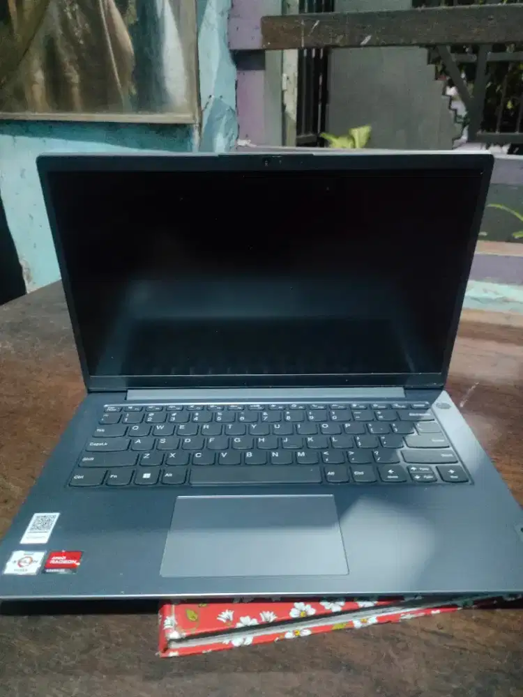 Lenovo v14g4 amn