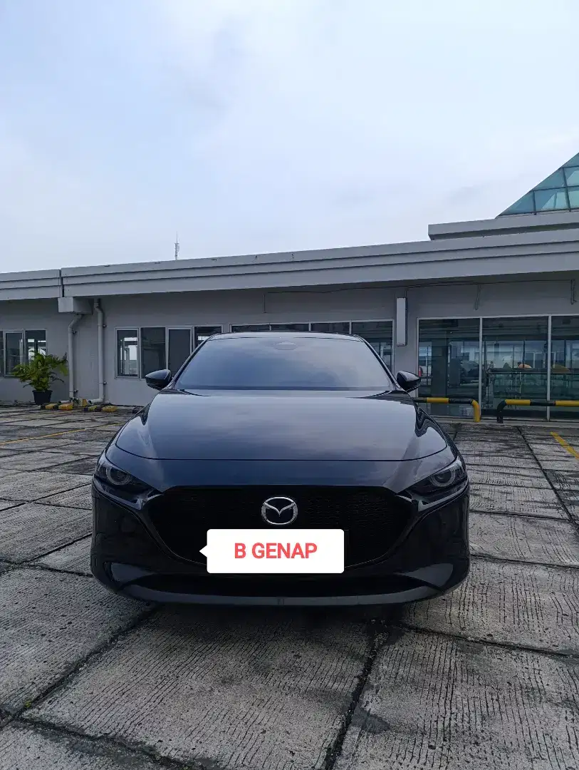 GREZZZ!! (Km9rb) MAZDA 3 HATCHBACK 2023