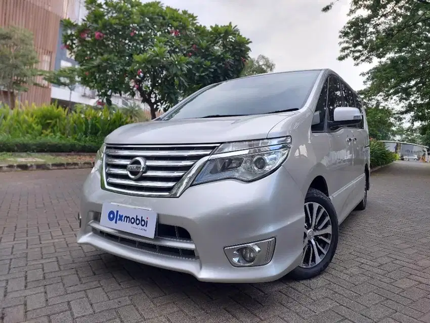 [OLX Mobbi] Nissan Serena Hitam 2.0 Highway Star Bensin-AT 2016 KMY