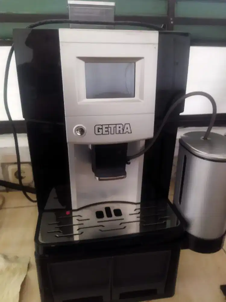 Di jual. Mesin coffe, kondisi mulus