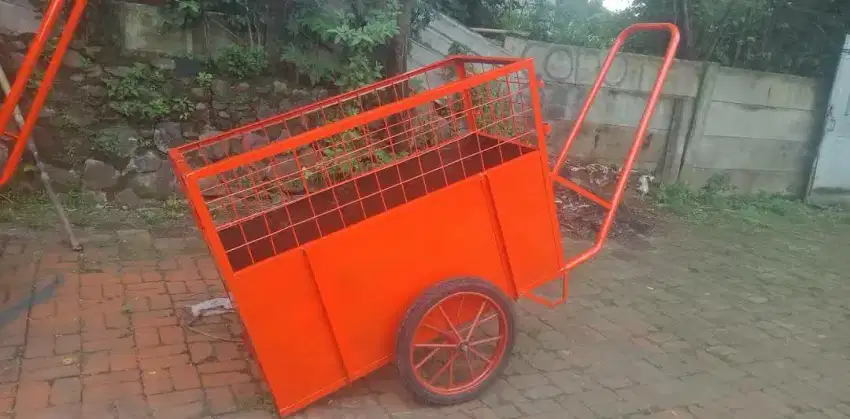 Gerobak sampah rumah tangga