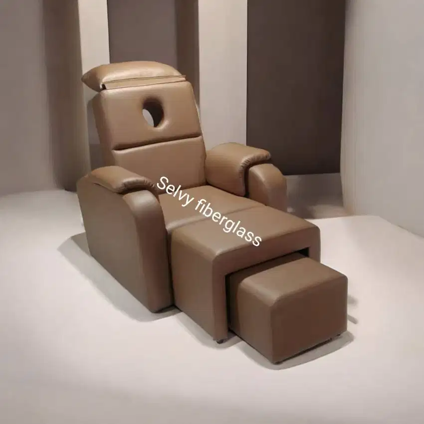 menjual bed,,faciall,pijatt,terapi,massage,,siap dikirm