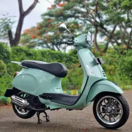 VESPA MATIC PIAGGIO PRIMAVERA 150 S ABS 2021 KM 5K GRESS PAJAK HIDUP