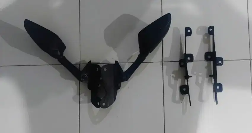Dudukan Wind Shield NMax + Spion Depan