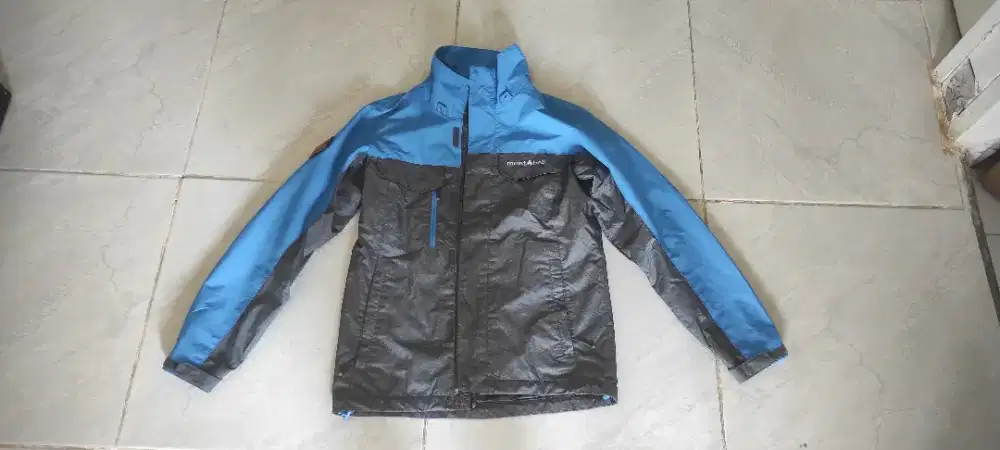jaket outdoor gunung merk montbell original