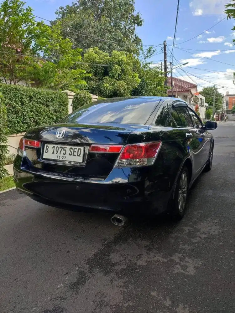 Honda Accord VtiL 2.4 at metic th 2010 hitam nopol ganjil jakarta