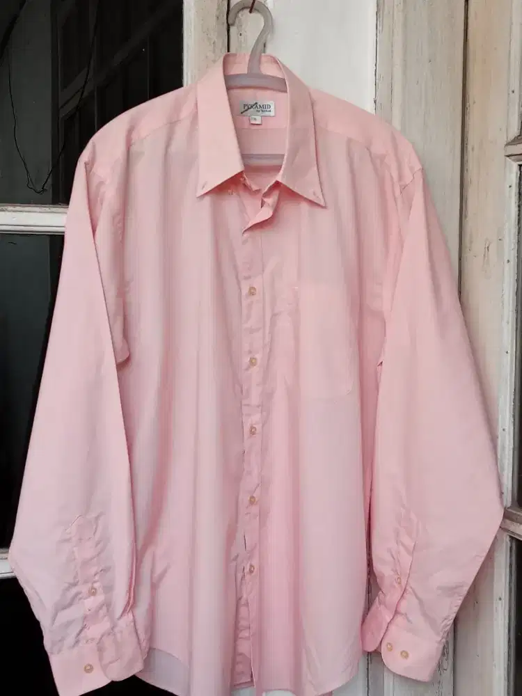 Kemeja Polos Pria Pyramid