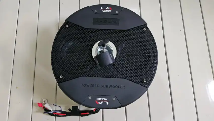 AUDIO POWERED SUBWOOFER