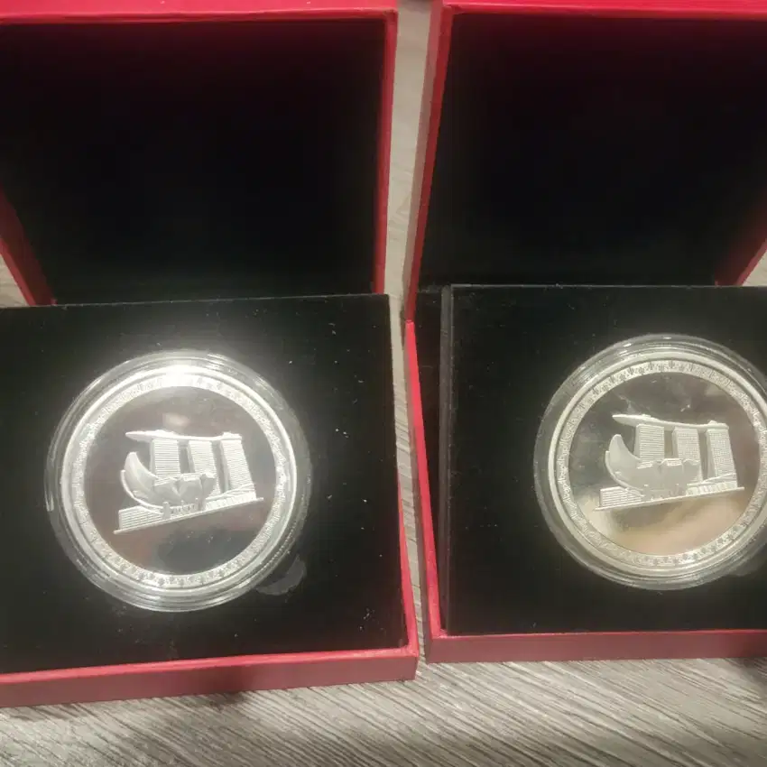 Coin silver marina bay sands collection