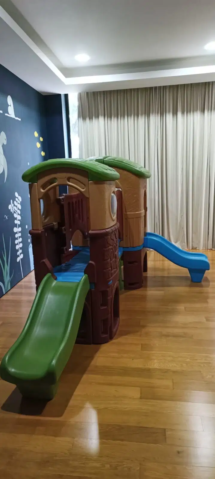 Dijual Step 2 Clubhouse climber (perosotan anak)