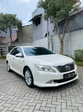 Camry V matic kondisi siap pakai