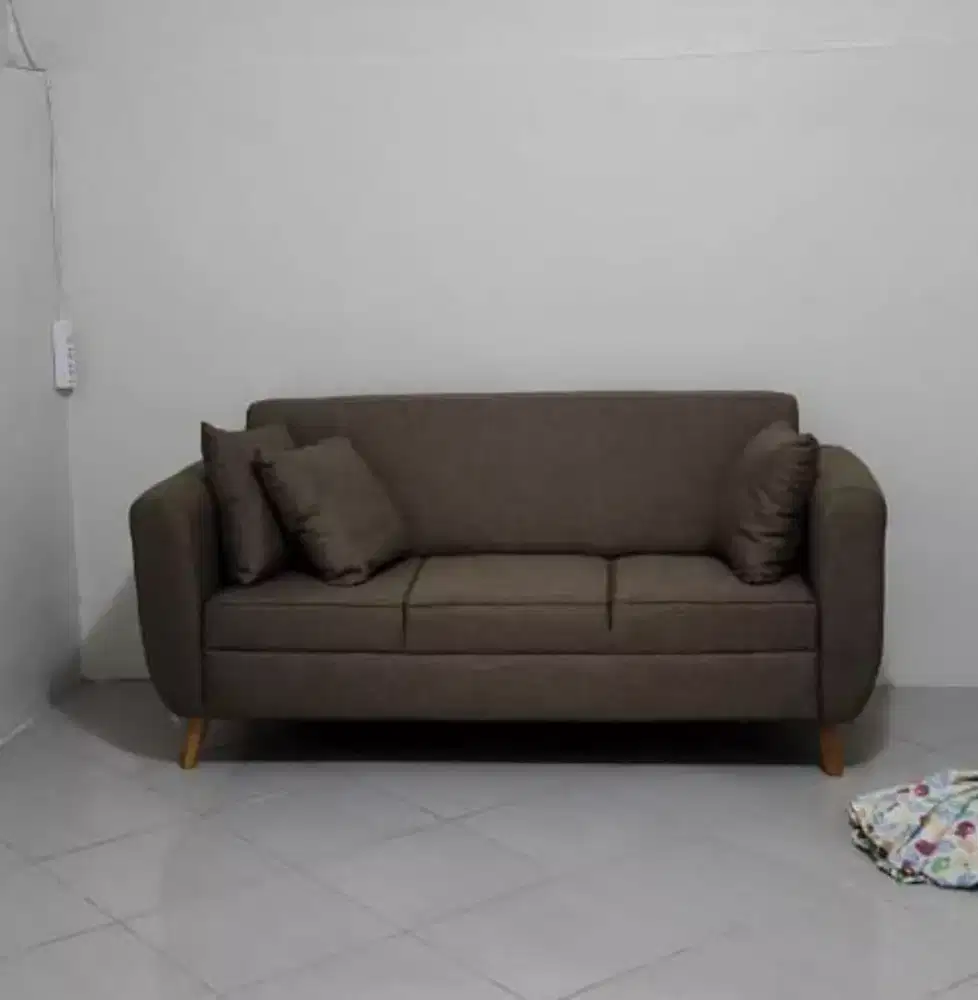 Melayani servis sofa panggilan