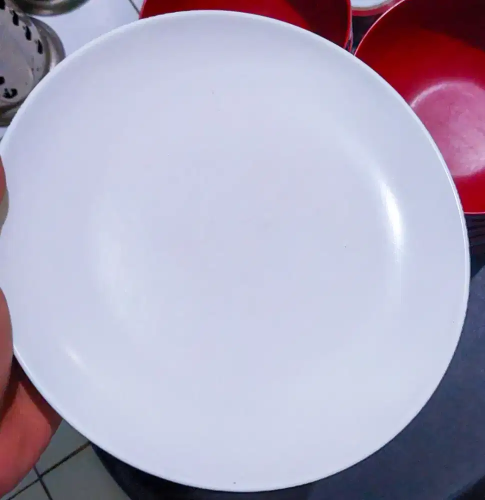 Piring melamine GOLDEN DRAGON bulan bulat putih bekas