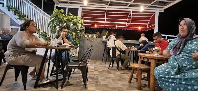 Lowongan jaga kedai makanan dan minuman