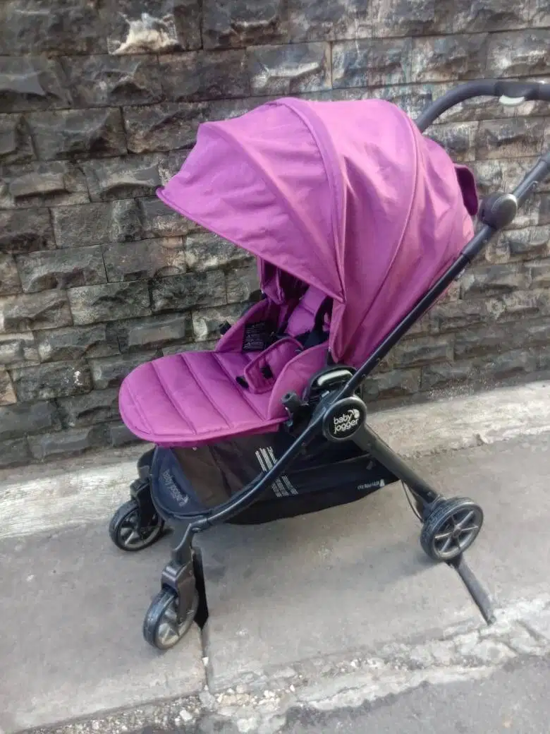 Stroller preloved baby jogger city tour lux