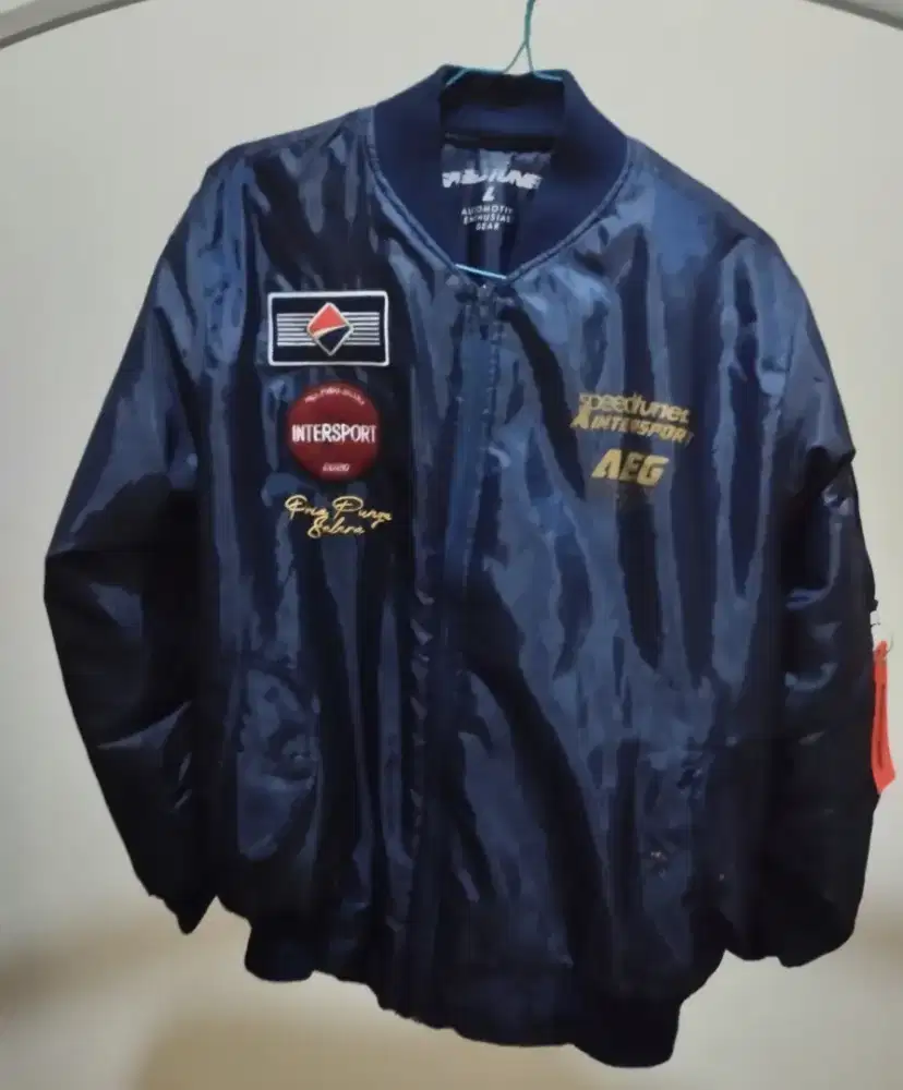 Jaket Limited Edition IntersportxSpeedTuner Automotive Enthusiast Gear