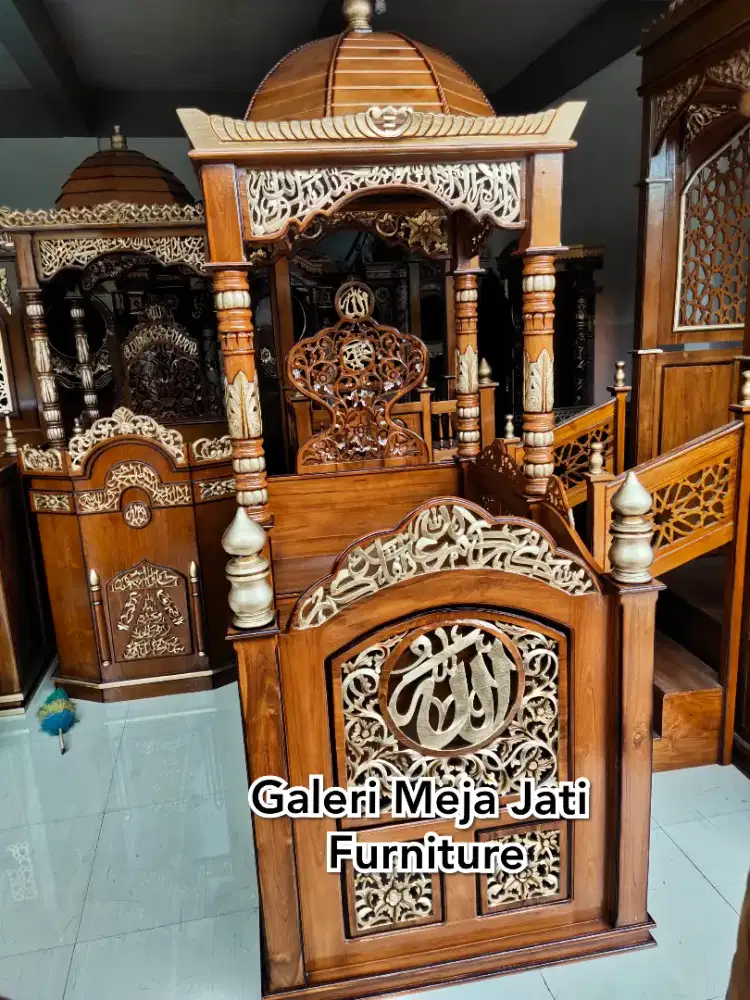 mimbar masjid kubah ukir depan kayu jati