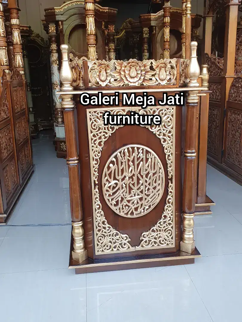 mimbar masjid khotbah motif kayu jati