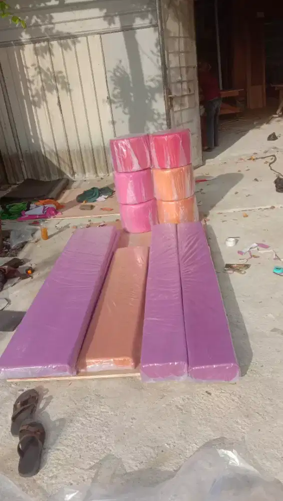 Melayani servis sofa panggilan