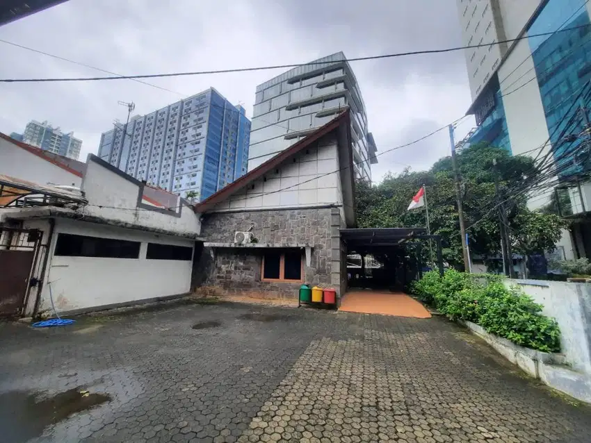 DIJUAL RUMAH STRATEGIS DI CAWANG DEKAT PERKANTORAN