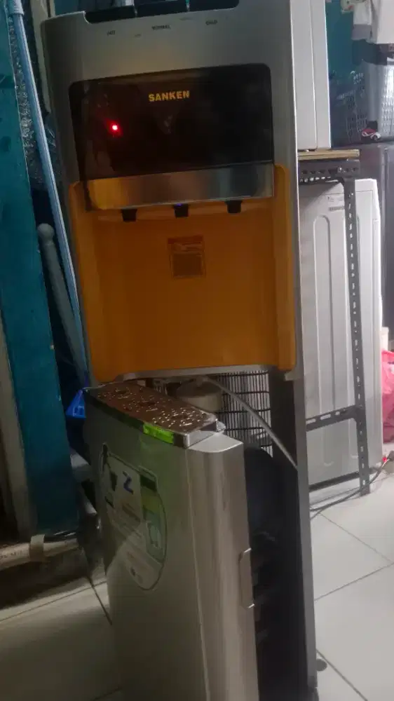 Jual dispenser sanken galon bawah