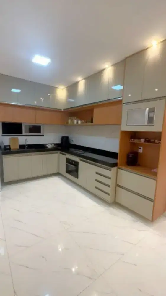 Kitchen set, lemari, bisa custom