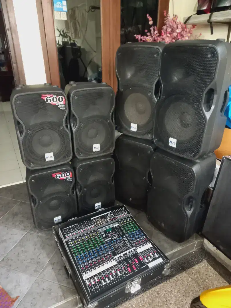 Speaker aktif ALTO TS112, TS110 (4,8jt) mixer huper qx12, sub aktif 15