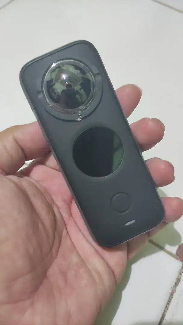 INSTA 360 X2 SECOND LIKE NEW