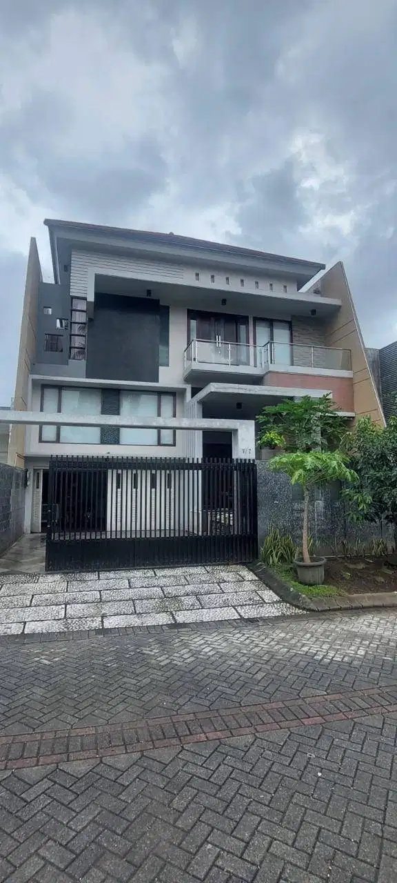 RUMAH TINGGAL SIAP HUNI MALANG KOTA NEGO