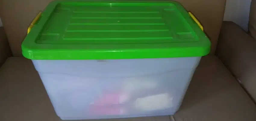 Lemari Box Hijau & Biru