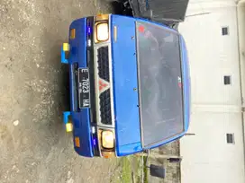 L300 mini bus tahun 95 klasik tapi empuk. Kondisi baik.