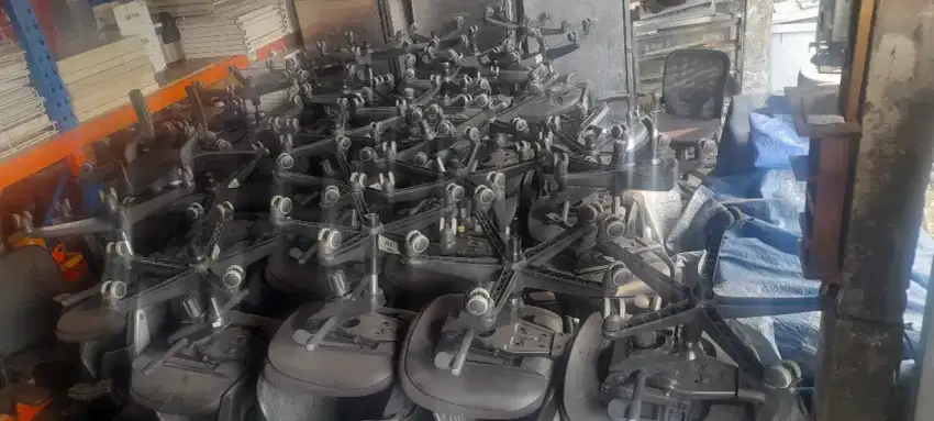 Jual-beli dan service kursi kantor
