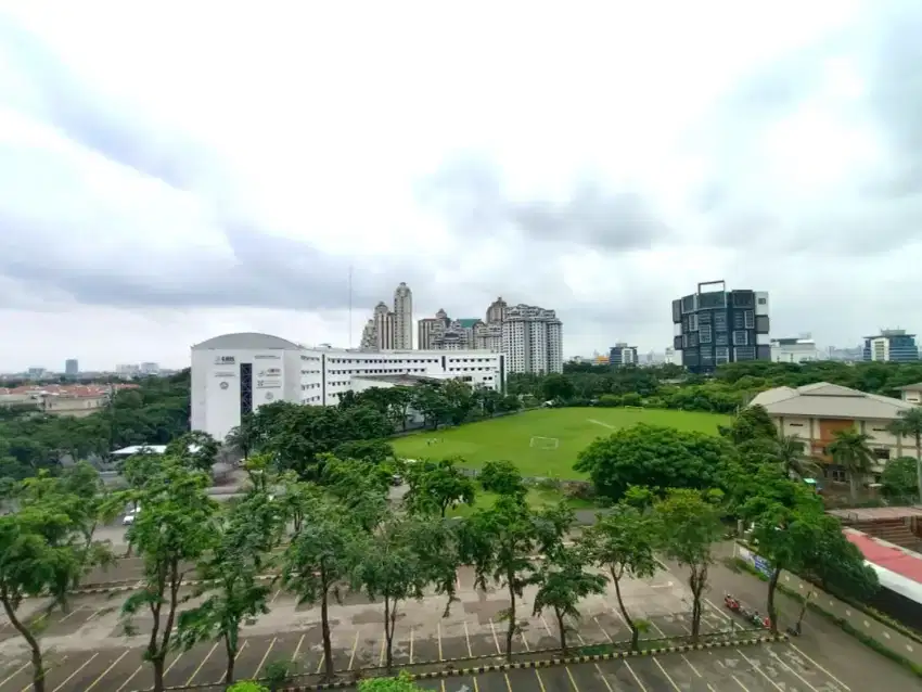 Di sewakan apartemen Springhill Terrace Residence Kemayoran. GOLF AREA