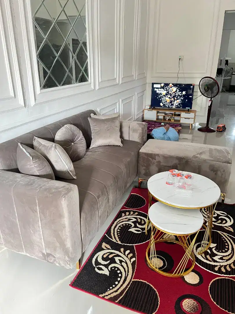 Sofa minimalis puff