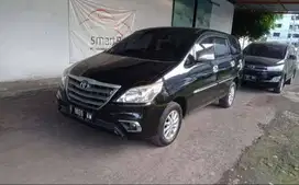 DIJUAL TOYOTA INNOVA TIPE E 2.0 BENSIN MANUAL HITAM 2014